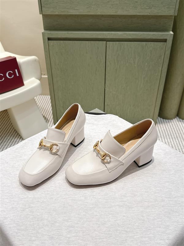 20251127171647857 320